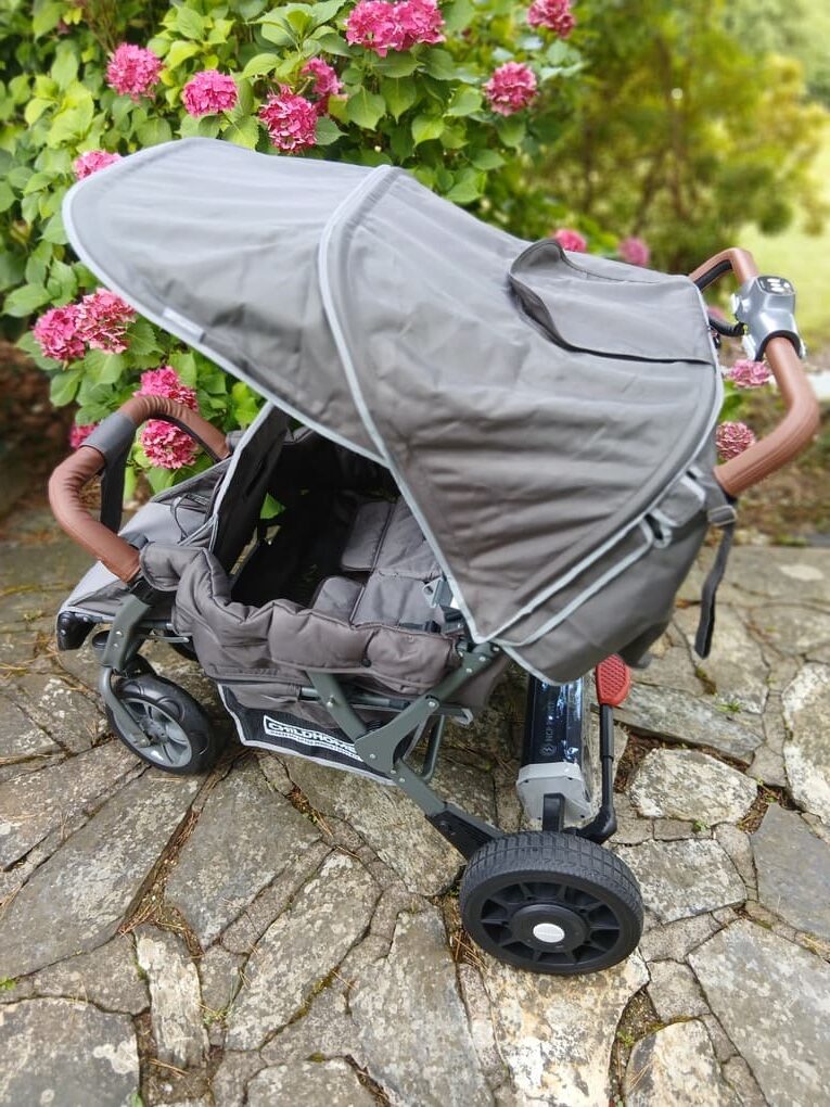 Poussette Childhome 3 places motorisée loc-assmat.fr Poussette Childhome 3 places motorisée loc-assmat.fr